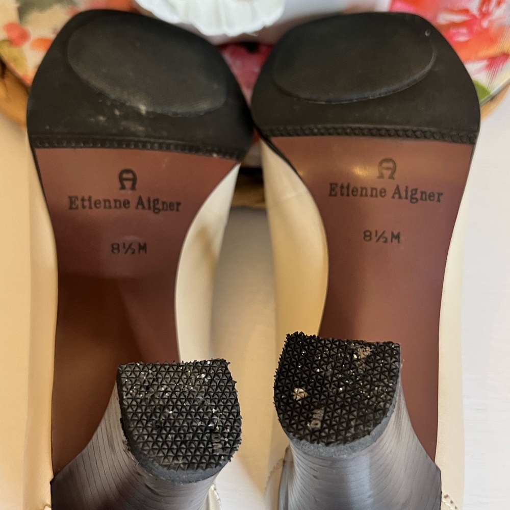 ETIENNE AIGNER Cream Leather Square Toe Block Heel Pumps Women’s Size |8.5 - Picture 4 of 6